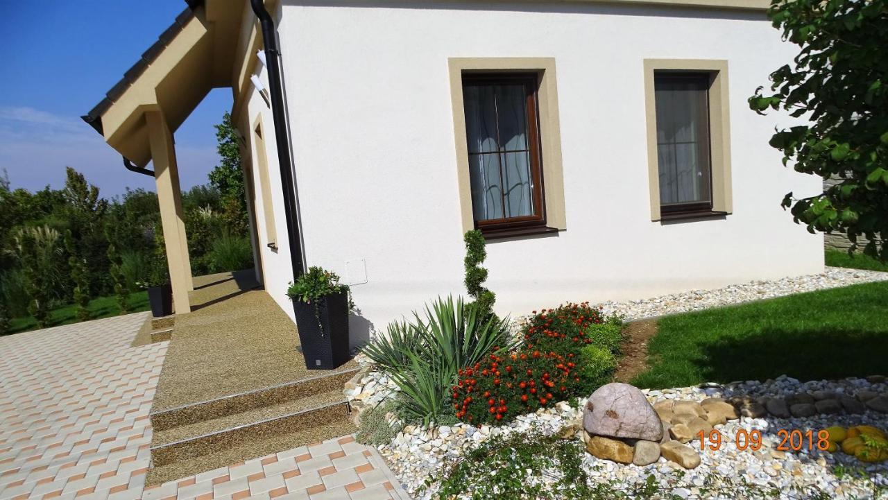 Kimy Home Mojmírovce المظهر الخارجي الصورة